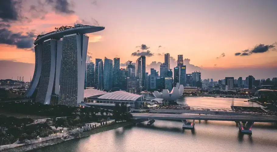 BizTechAsia - A Turnkey interview with Richard Hu